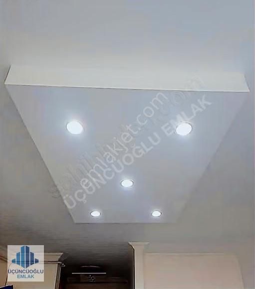 Pendik Çamlık Minitolia Sitesi