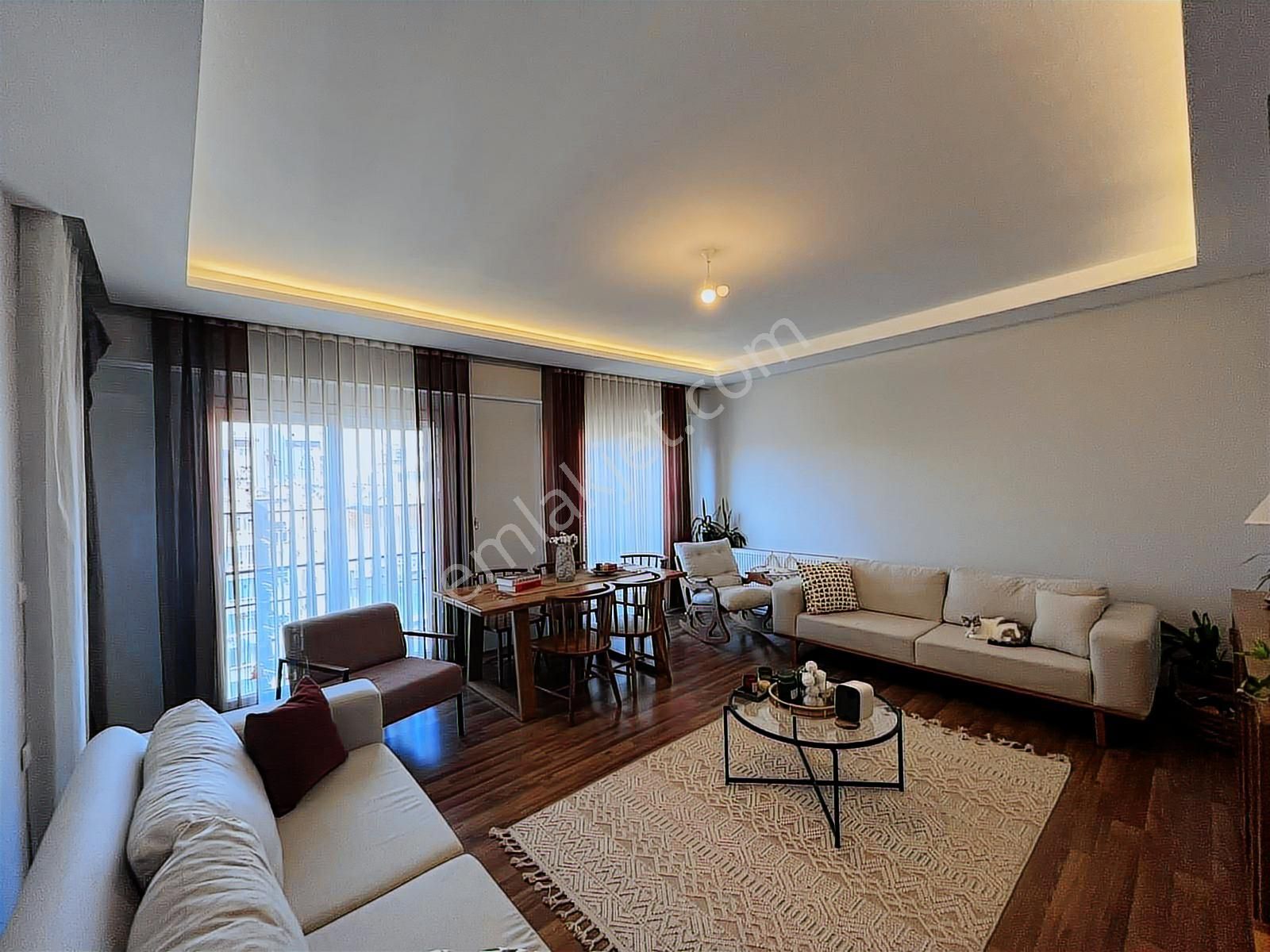 Kenan Evren Bulvarına Yürüyüş Mesafesinde 3+1 Kombili Lüx Daire - Görsel 14