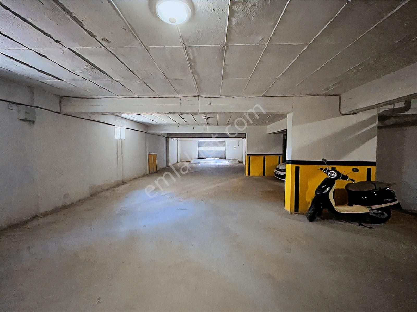 Kenan Evren Bulvarına Yürüyüş Mesafesinde 3+1 Kombili Lüx Daire - Görsel 25