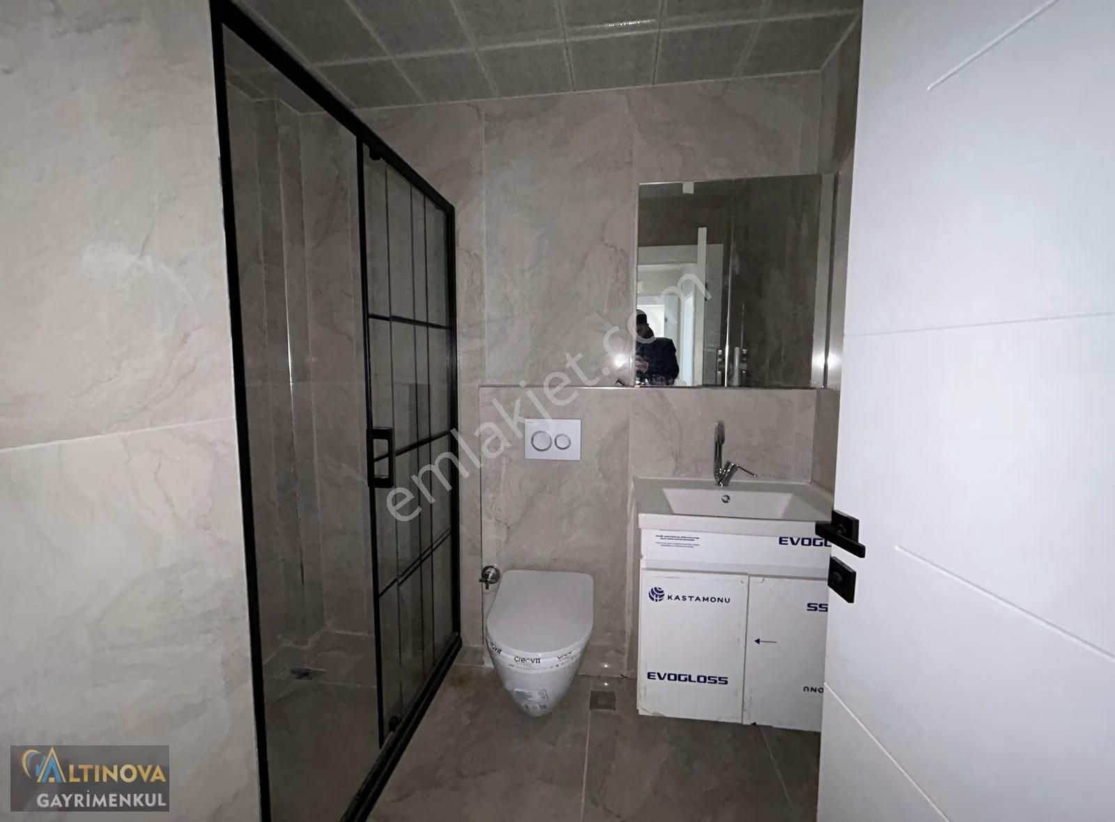 Keçiörende Geniş Sevenlere Özel Satılık Sıfır 3+1 Daire - Görsel 13