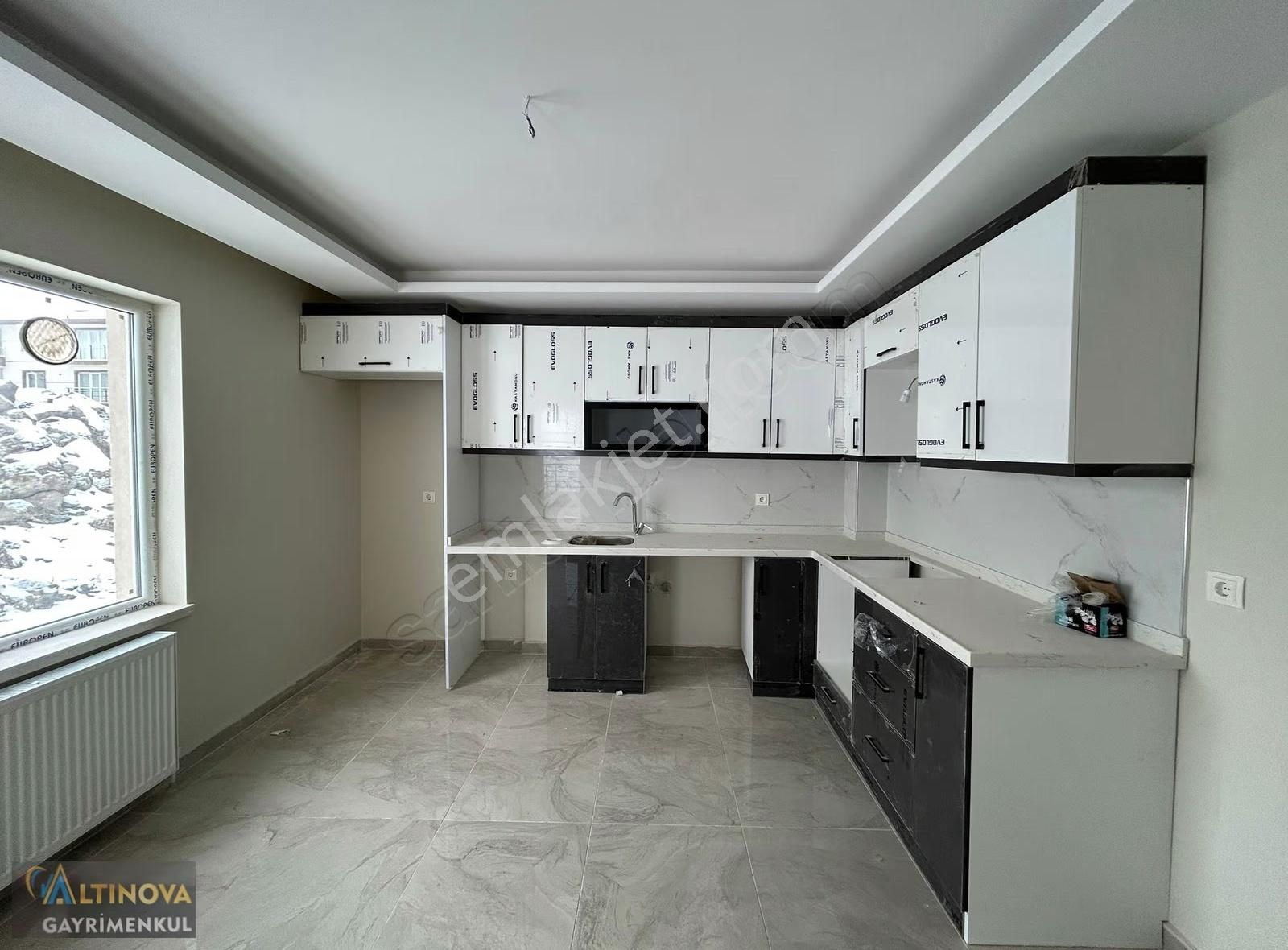 Keçiörende Geniş Sevenlere Özel Satılık Sıfır 3+1 Daire - Görsel 25