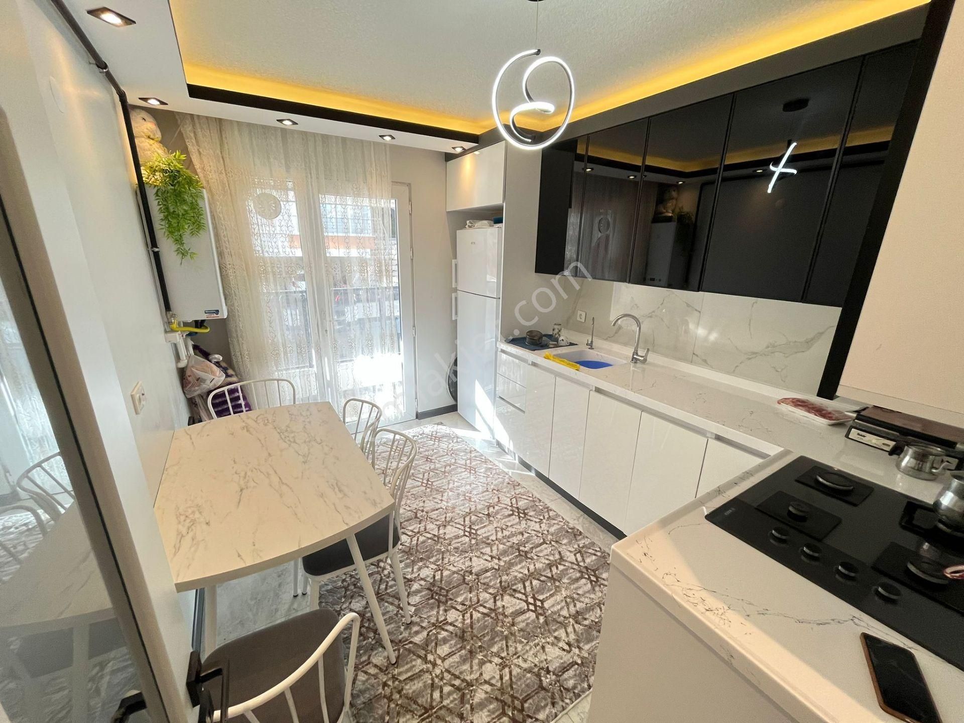 Keçiören Karakaya Mah 3+1 125m2 Katta Asansörlü Daire - Görsel 2