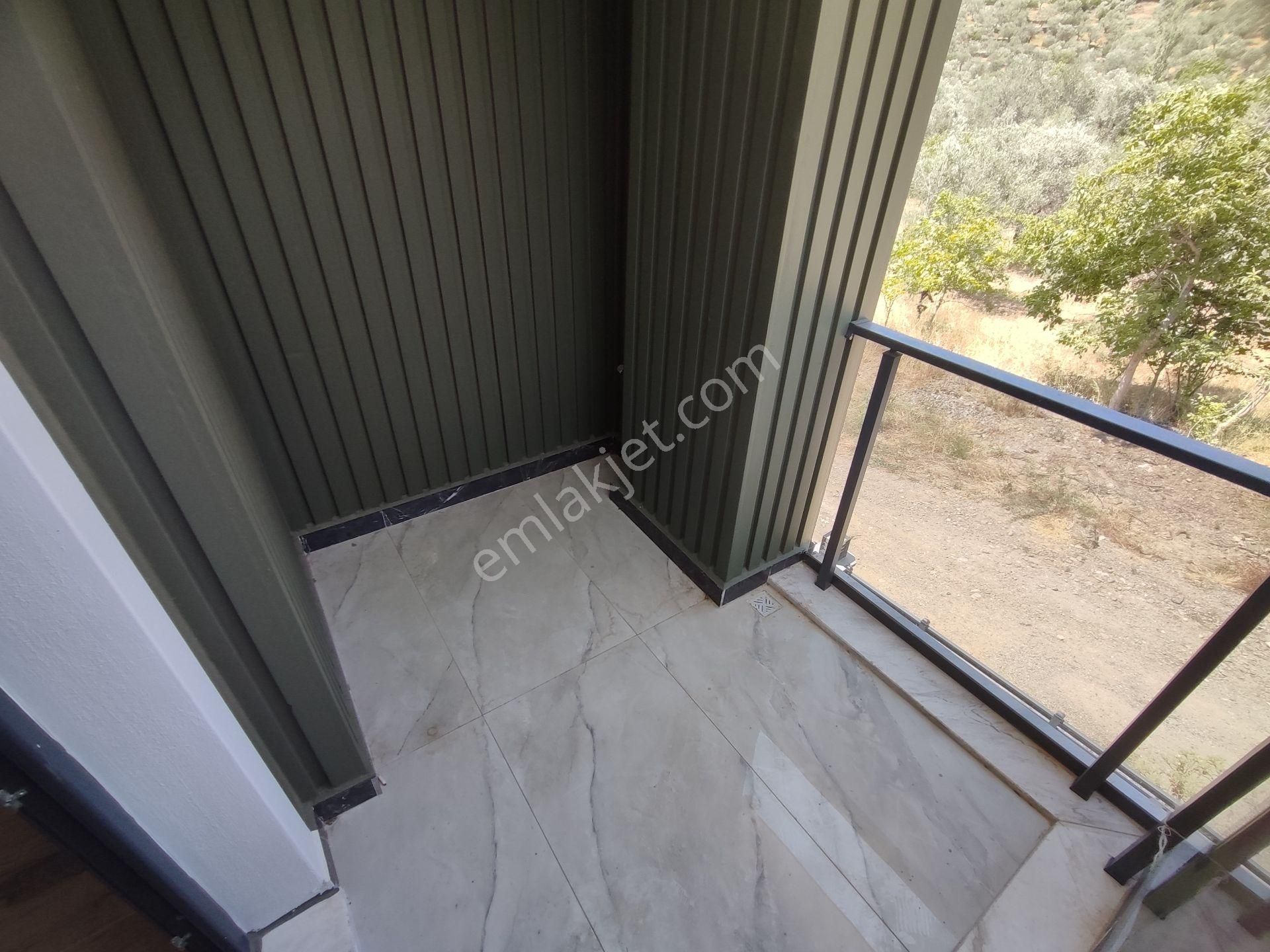 Kardeş'ten Güre'de Bahçeli Süper Lüks Tam Müstakil 3+1 Villa - Görsel 21