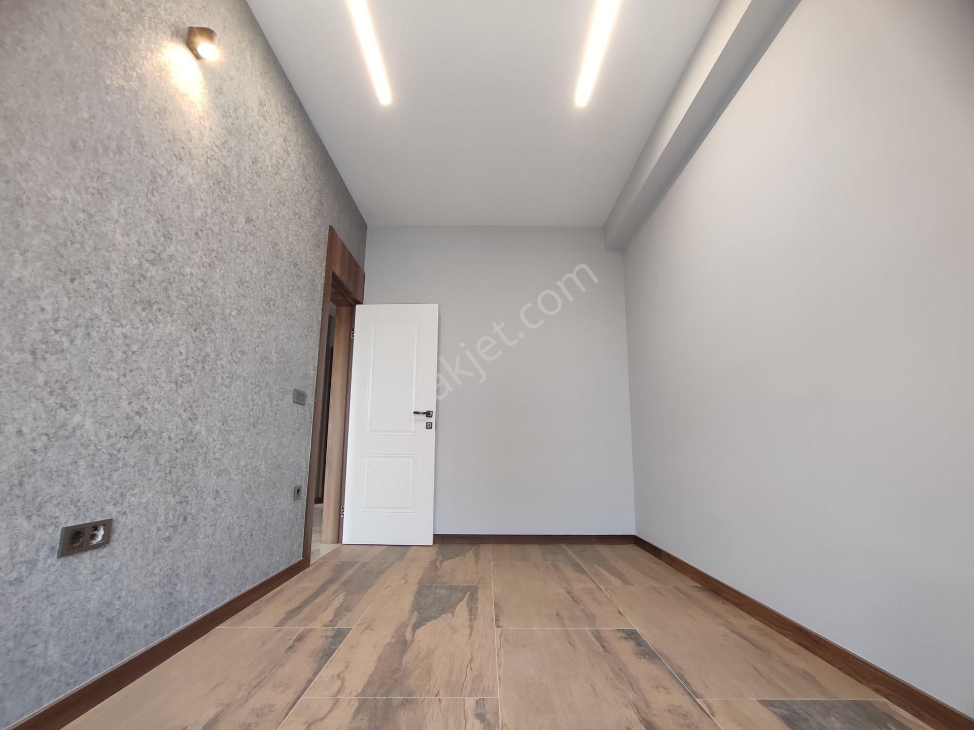 Kardeş'ten Güre'de Bahçeli Süper Lüks Tam Müstakil 3+1 Villa - Görsel 28