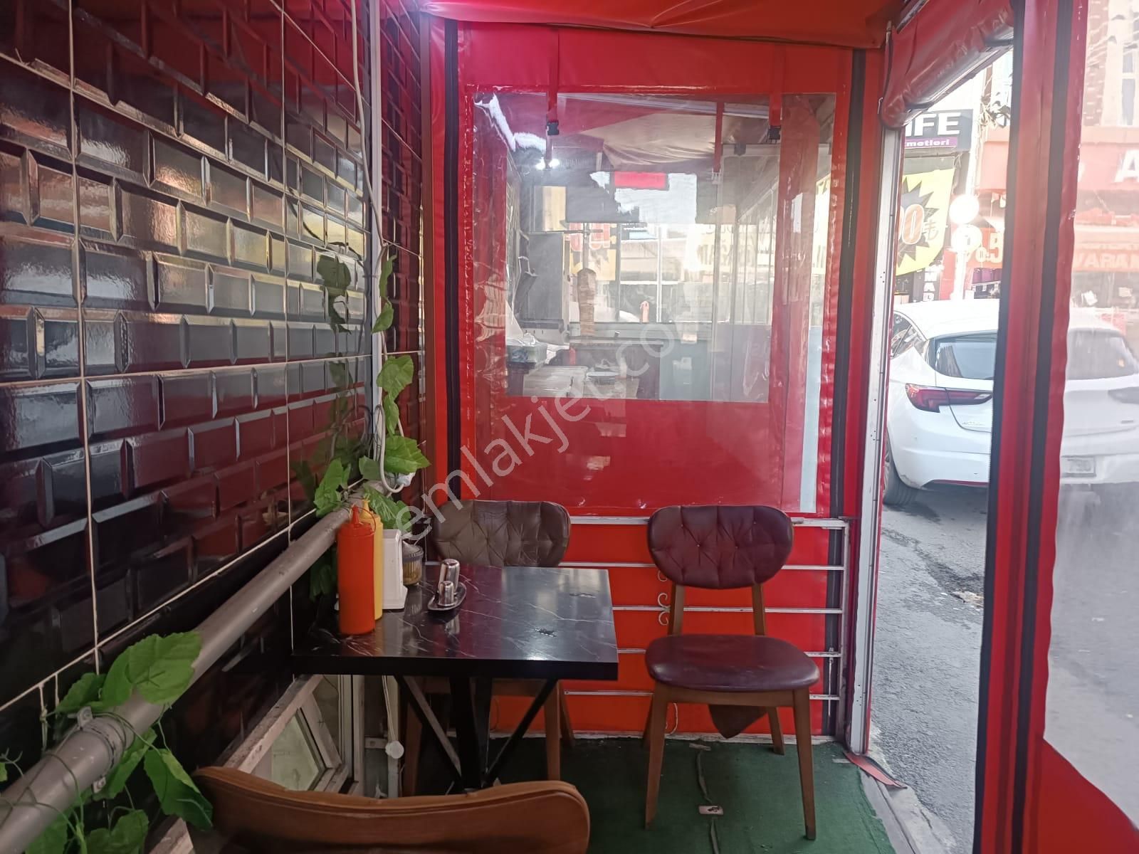 Loft'tan Sefaköy Merkezde Cadde Üzerinde Devren Kiralık Dönerci - Görsel 8