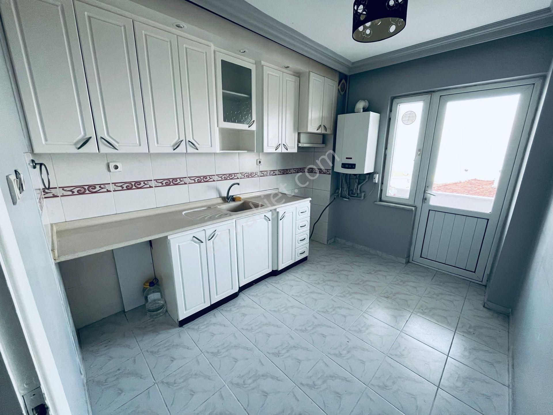 Mudanya Yeni Mh. Kiralık 3+1 Masrafsız Geniş Daire - Görsel 11