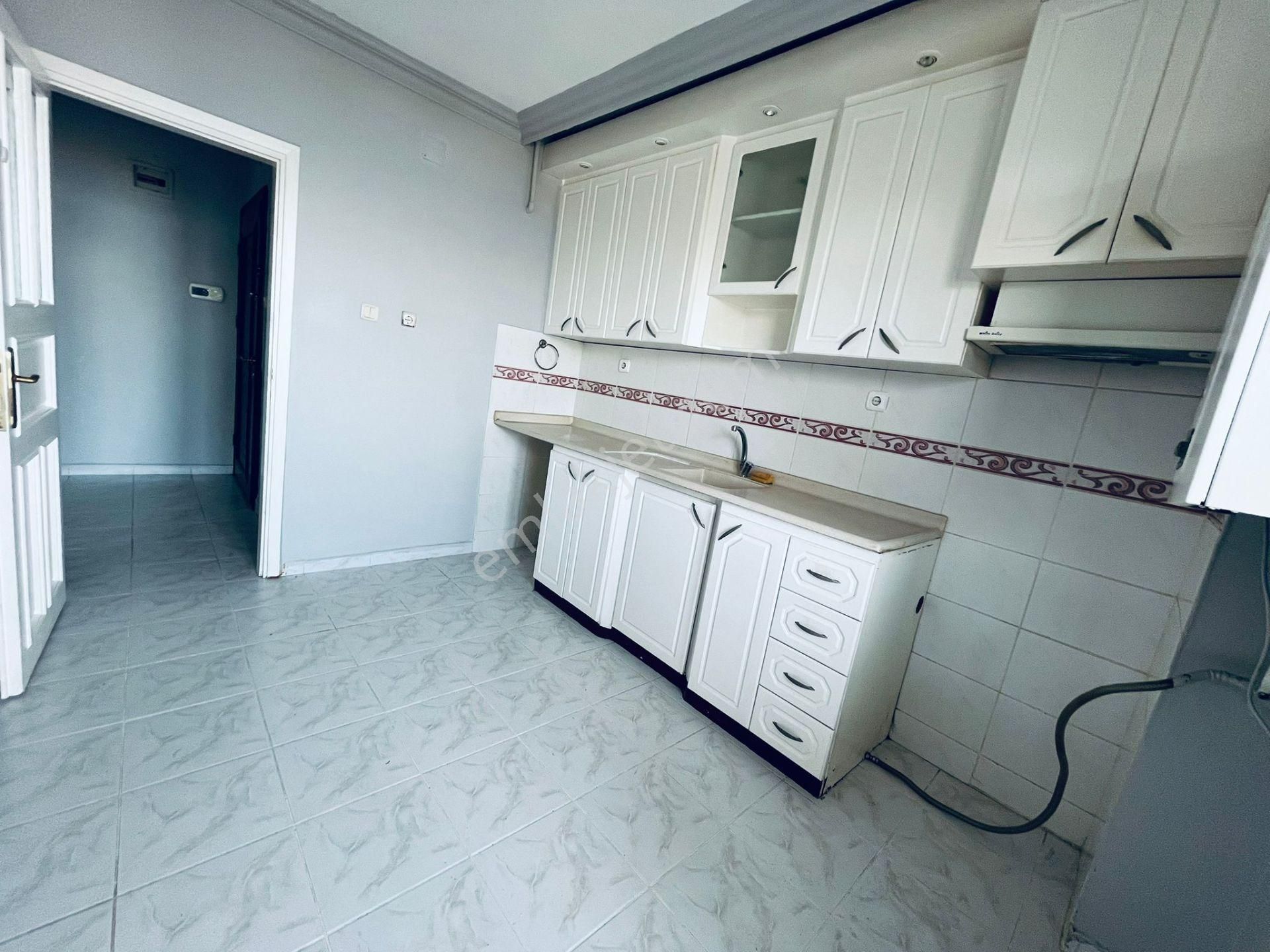 Mudanya Yeni Mh. Kiralık 3+1 Masrafsız Geniş Daire - Görsel 12