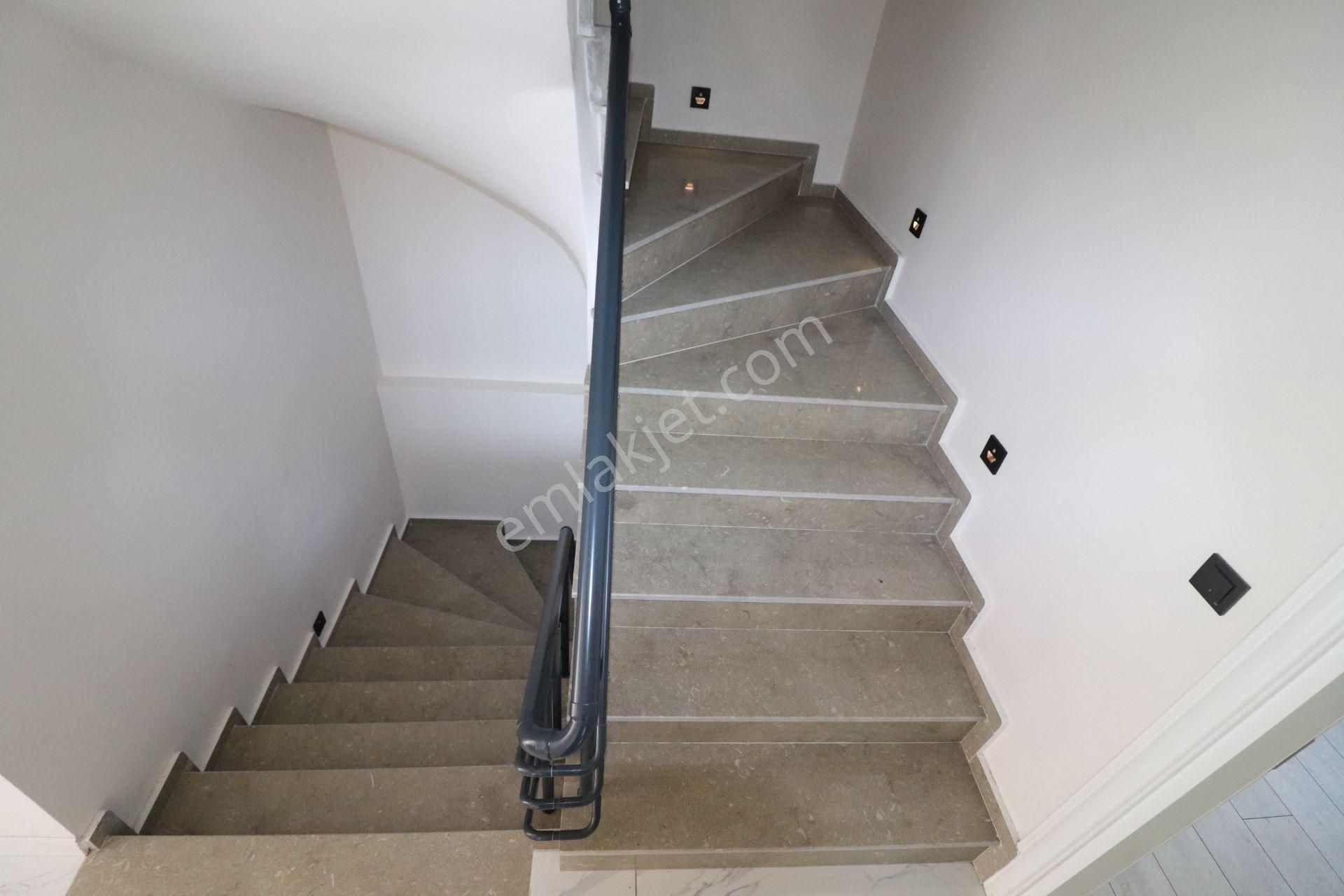 Gürede Şehrin Gürültüsünden Uzakta Doğayla Baş Başa 7+1 Villa - Görsel 12