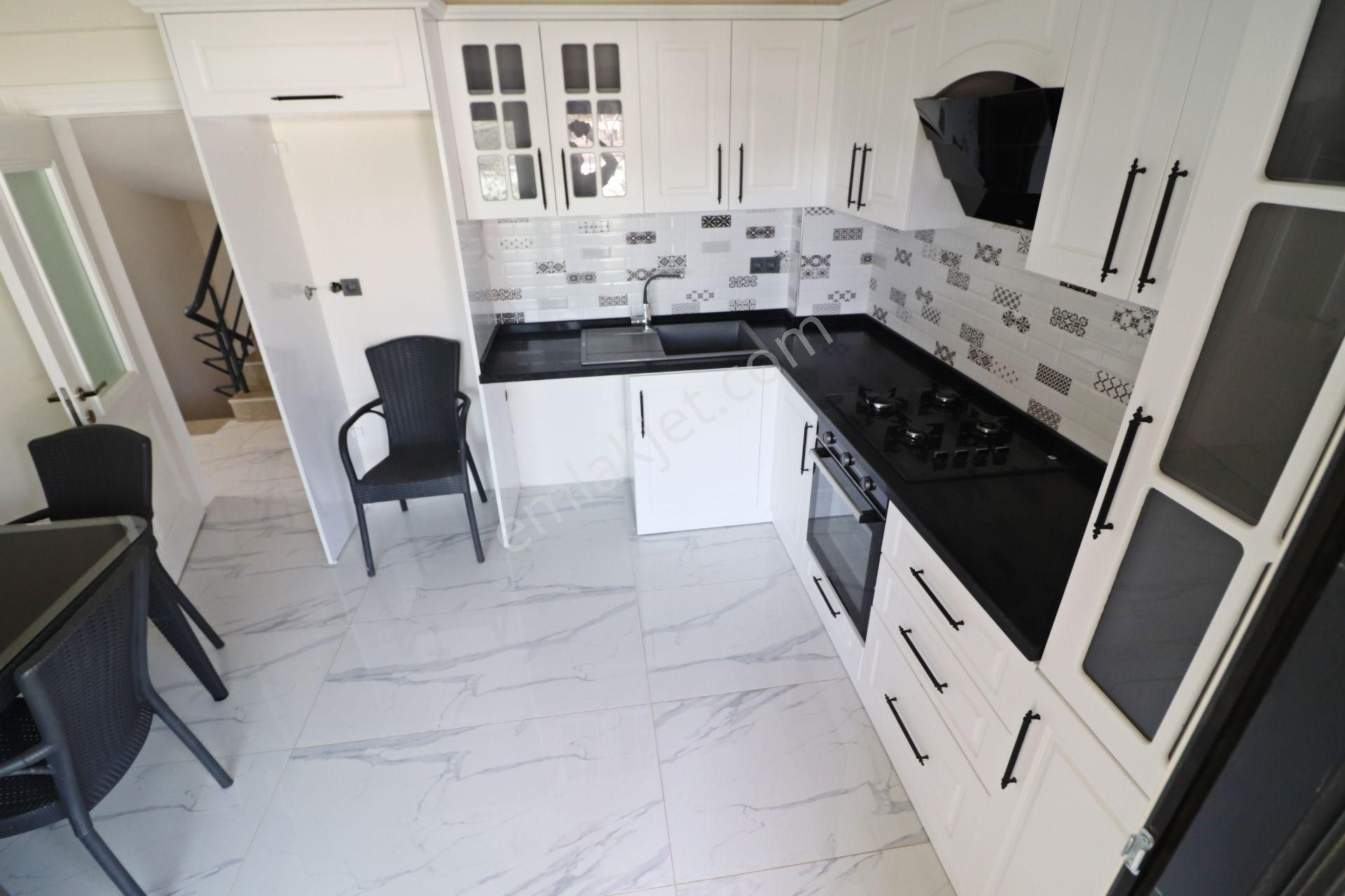 Gürede Şehrin Gürültüsünden Uzakta Doğayla Baş Başa 7+1 Villa - Görsel 5