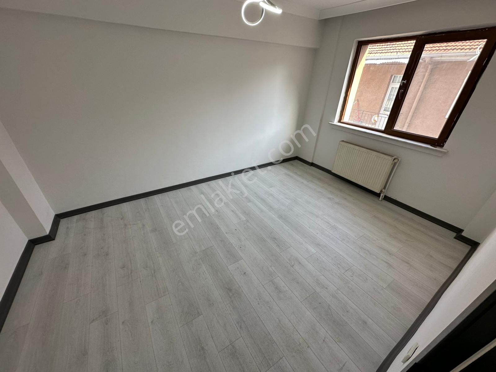 Akşemsettin Mh^de Bağımsz 3 Balkonlu Ultra Lüx Yapılı 4+1 Rüya Gibi Teras ! - Görsel 16