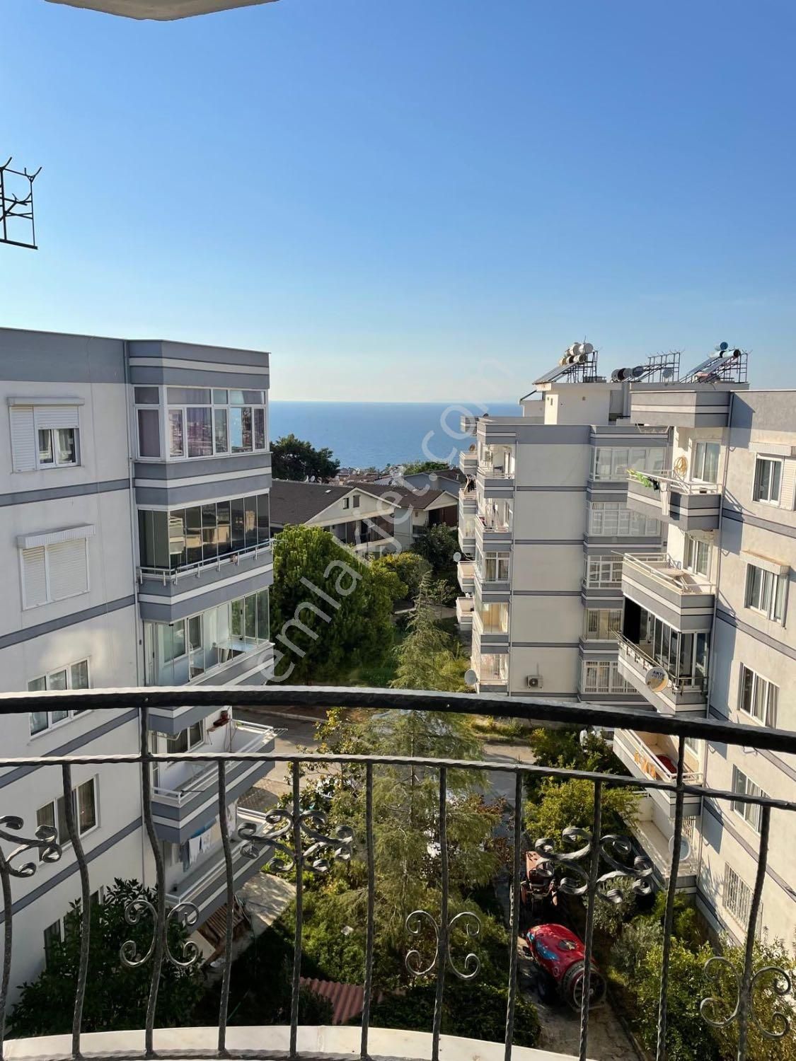 Kuşadasında Panoramık Denız Manzaralı 2+1 Asansörlü Daire - Görsel 25