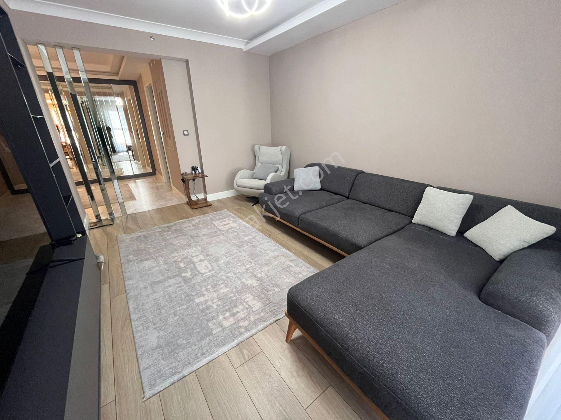 Ovacık Cepheli Bulvar Yakını Katta Lüx Yapıda Satılık 4+1 - Görsel 16