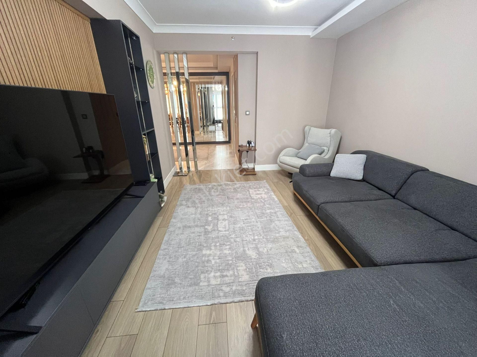 Ovacık Cepheli Bulvar Yakını Katta Lüx Yapıda Satılık 4+1 - Görsel 17