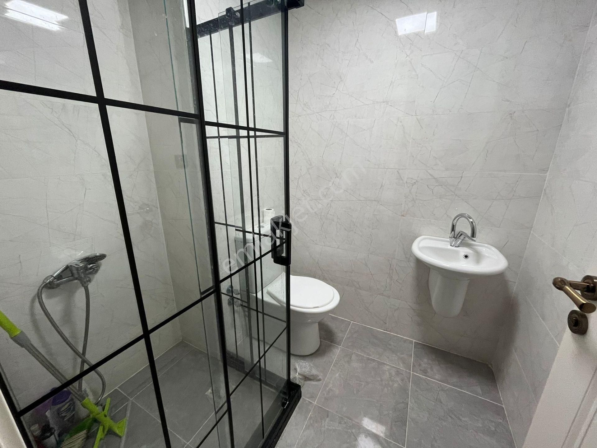 Ovacık Cepheli Bulvar Yakını Katta Lüx Yapıda Satılık 4+1 - Görsel 33