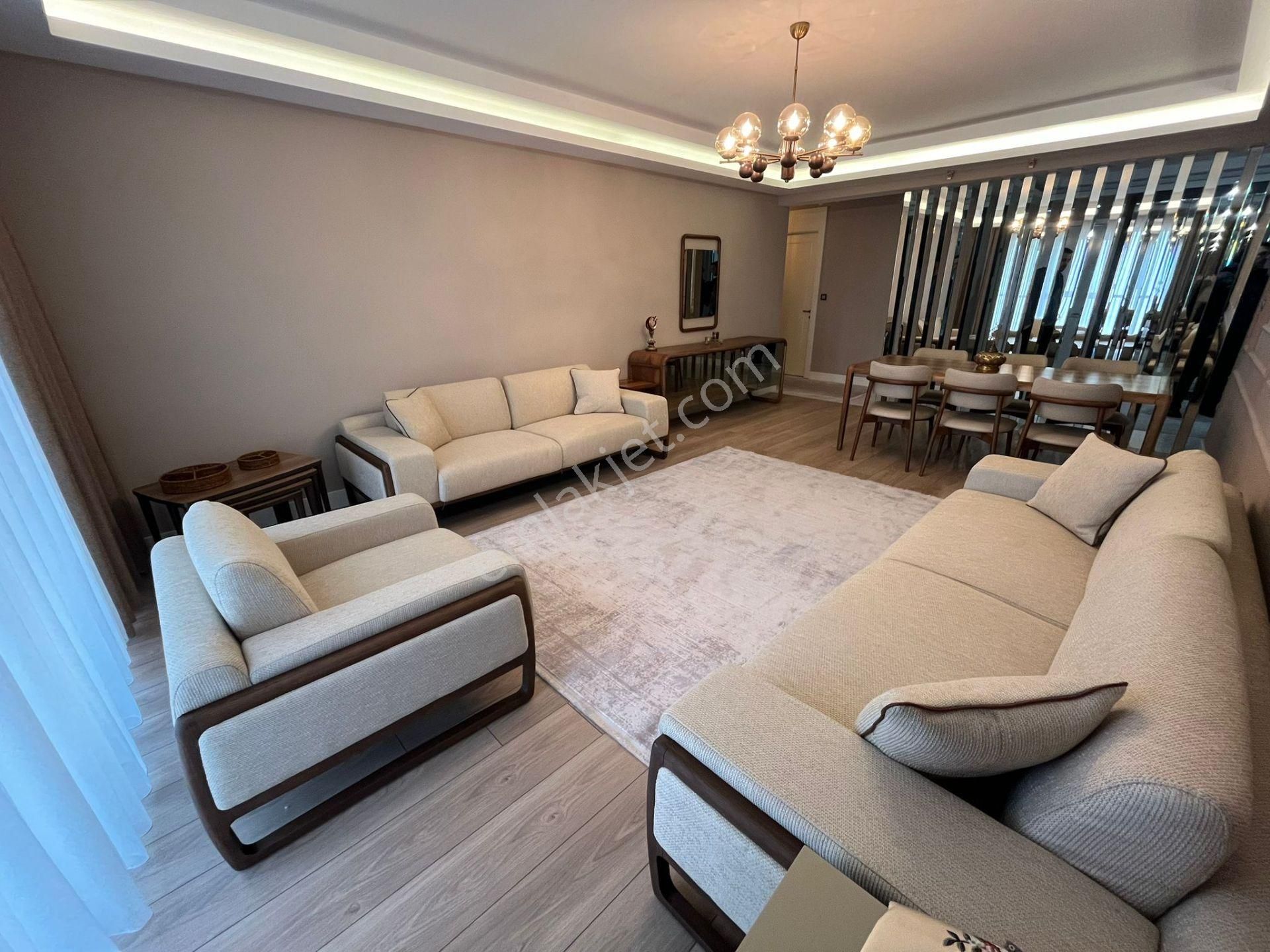 Ovacık Cepheli Bulvar Yakını Katta Lüx Yapıda Satılık 4+1