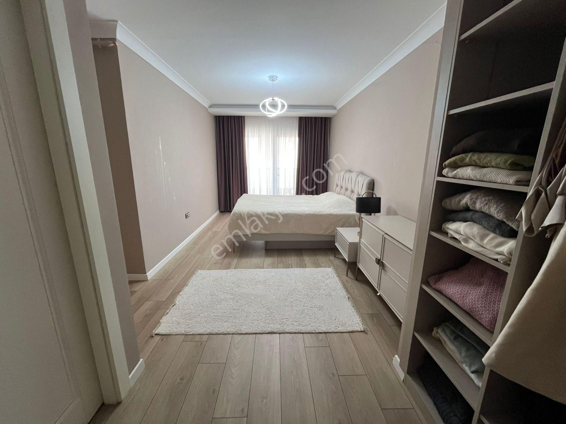 Ovacık Cepheli Bulvar Yakını Katta Lüx Yapıda Satılık 4+1 - Görsel 27