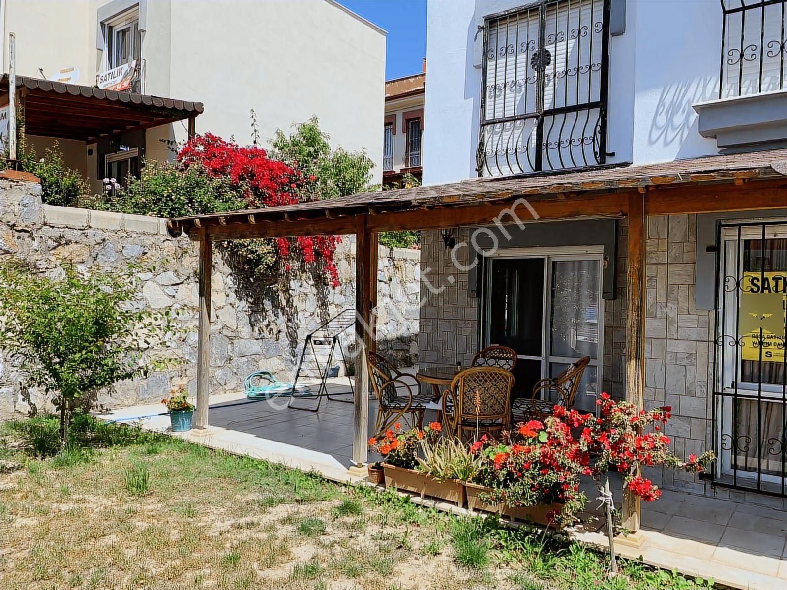 Kuşadası Kadınlar Denizi Bölgesinde 4+1 Satılık Tripleks - Görsel 3