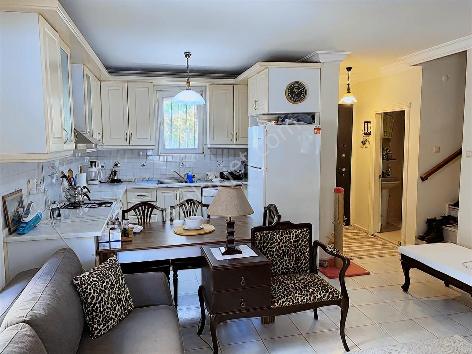 Kuşadası Kadınlar Denizi Bölgesinde 4+1 Satılık Tripleks - Görsel 33