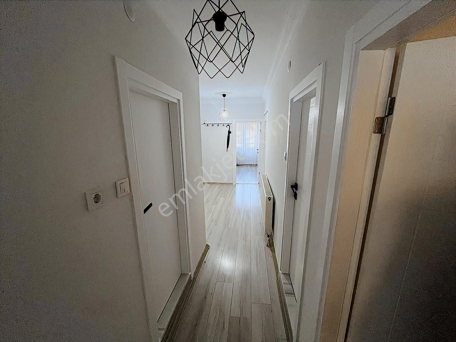 Tokdemir Gayrimenkul'den Merkeze Yakın Masrafsız Kiralık Daire - Görsel 11