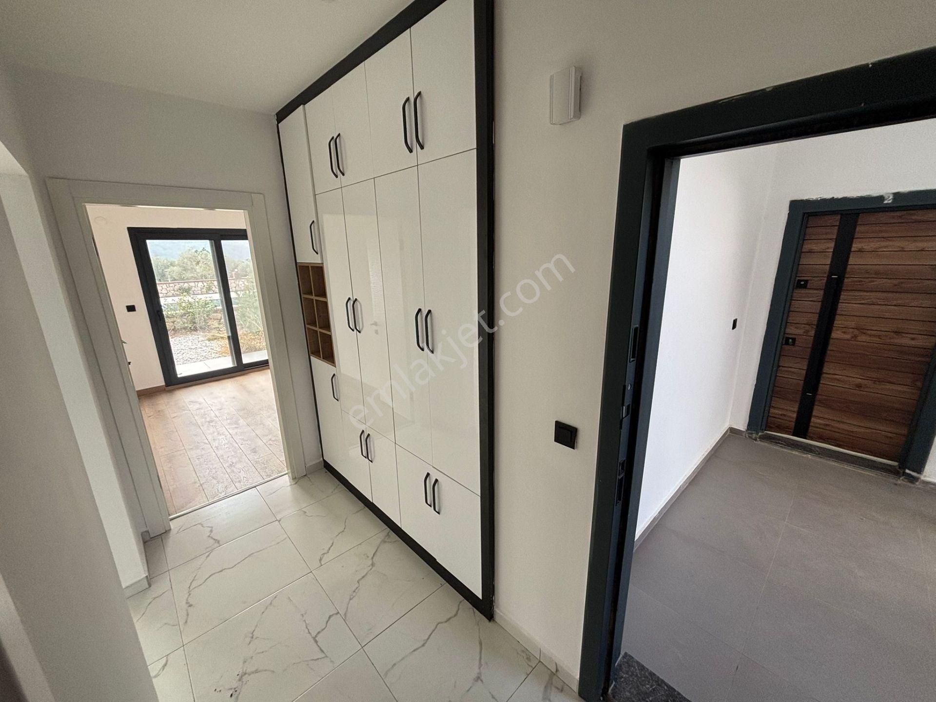 Didim Akbükte Havuzlu Sitede Geniş Bahçeli Satılık Daire - Görsel 10