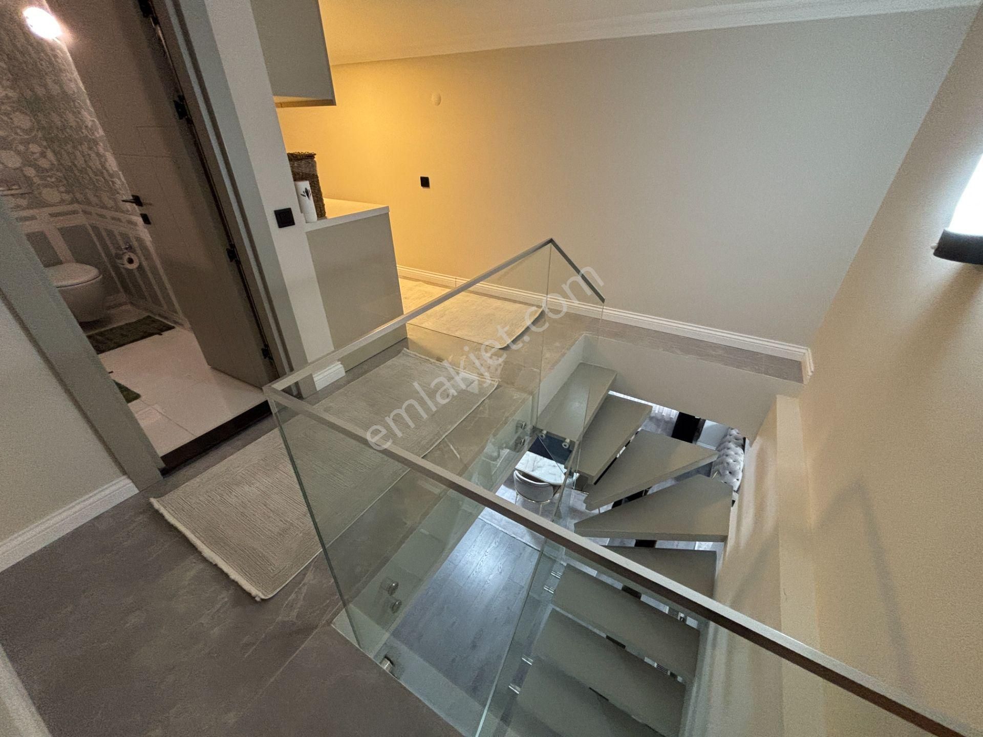 İçi Lüks Yapılı Konyaaltı Cadde Arkası Dubleks Daire - Görsel 22