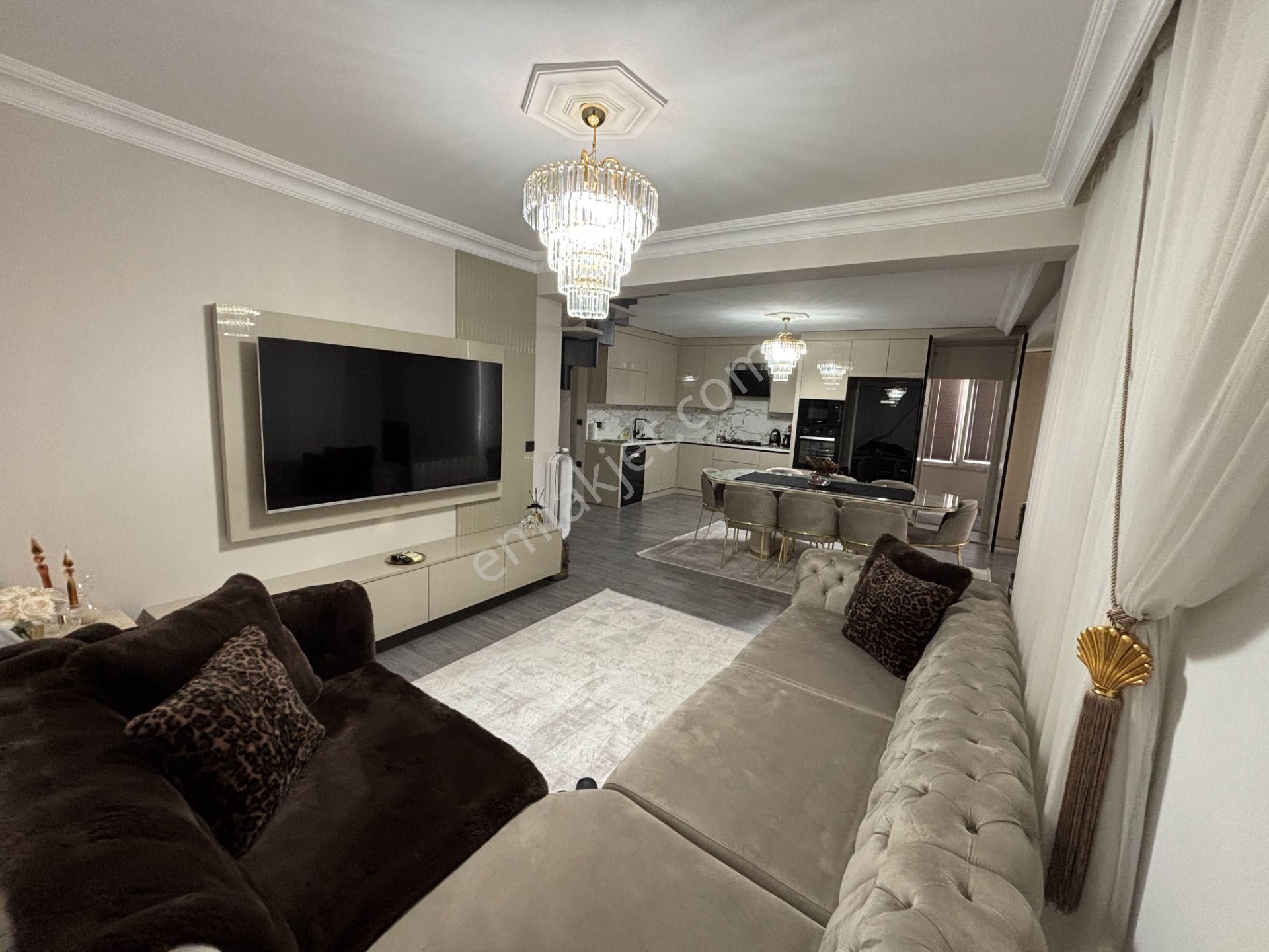 İçi Lüks Yapılı Konyaaltı Cadde Arkası Dubleks Daire - Görsel 8