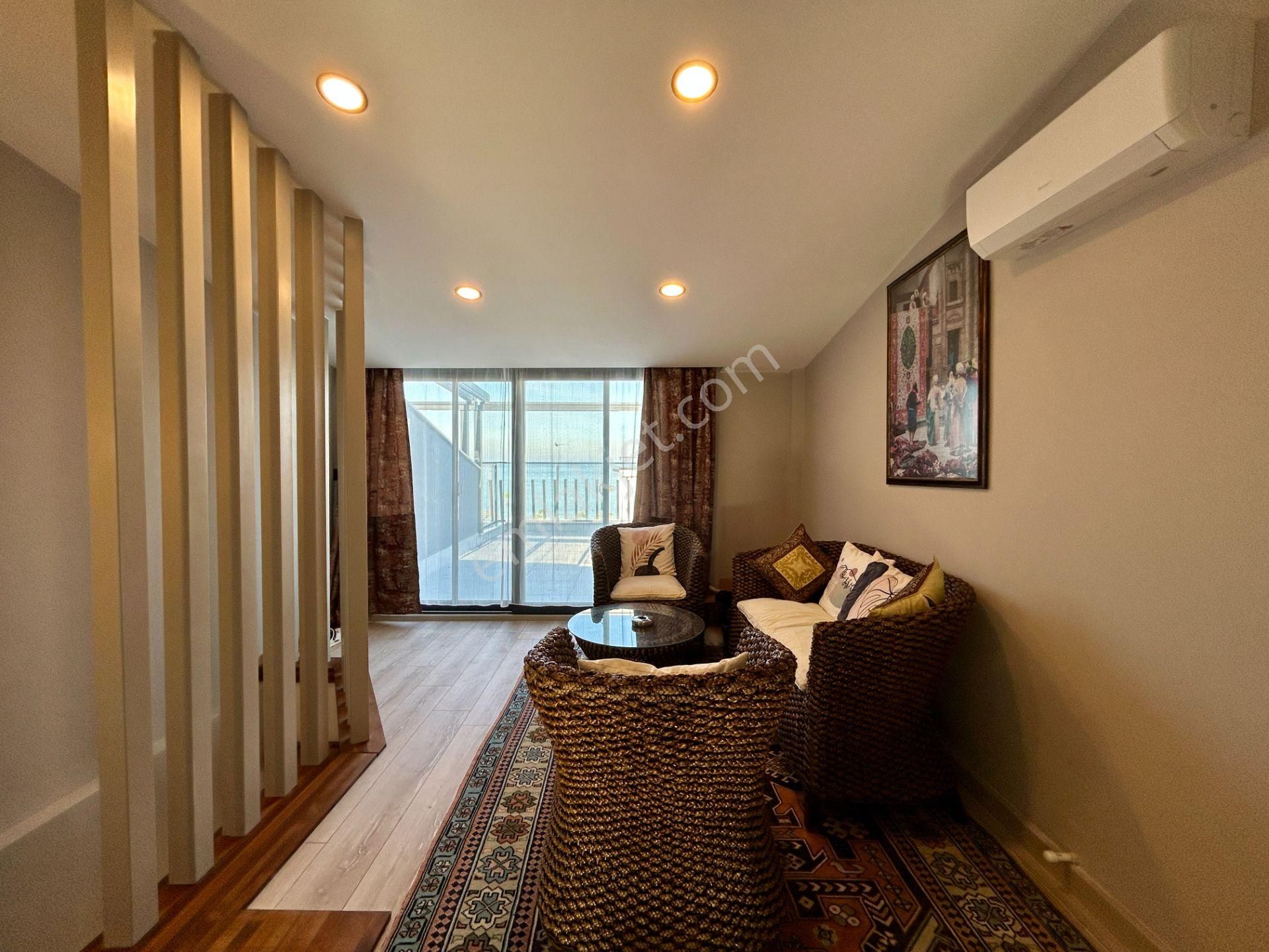 Kuşadası Güzelçamlıda Eşsız Deniz Manzaralı Modern Ve Lüks Satılık Çatı Dubleks - Görsel 18