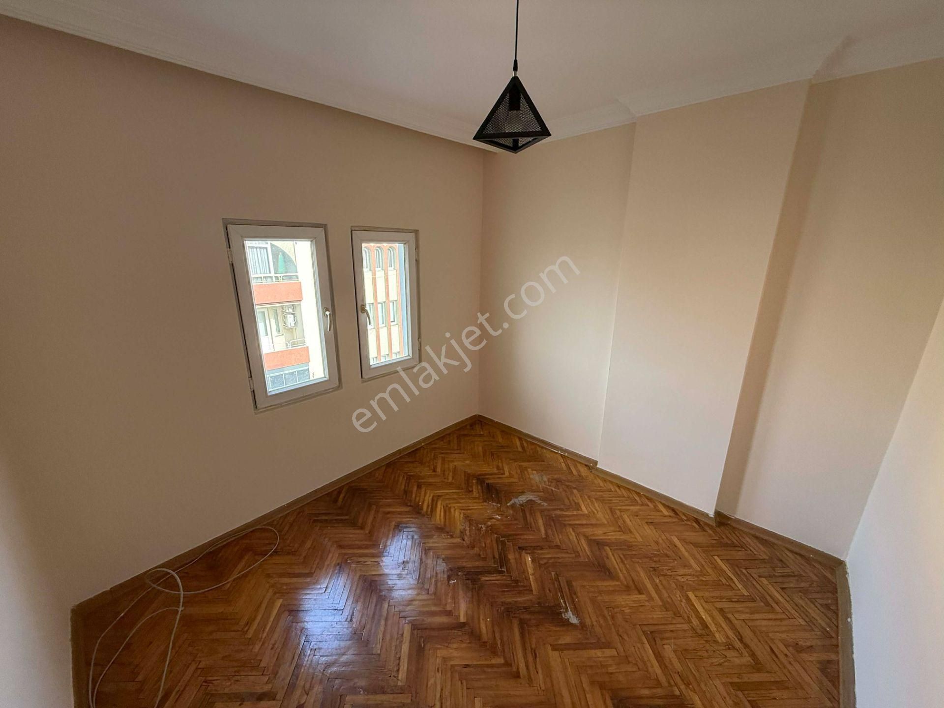 Şafak Emlak Kiralık Metinkasapoğlu Caddesi Üzeri 2+1 125m2 Ofis - Görsel 11