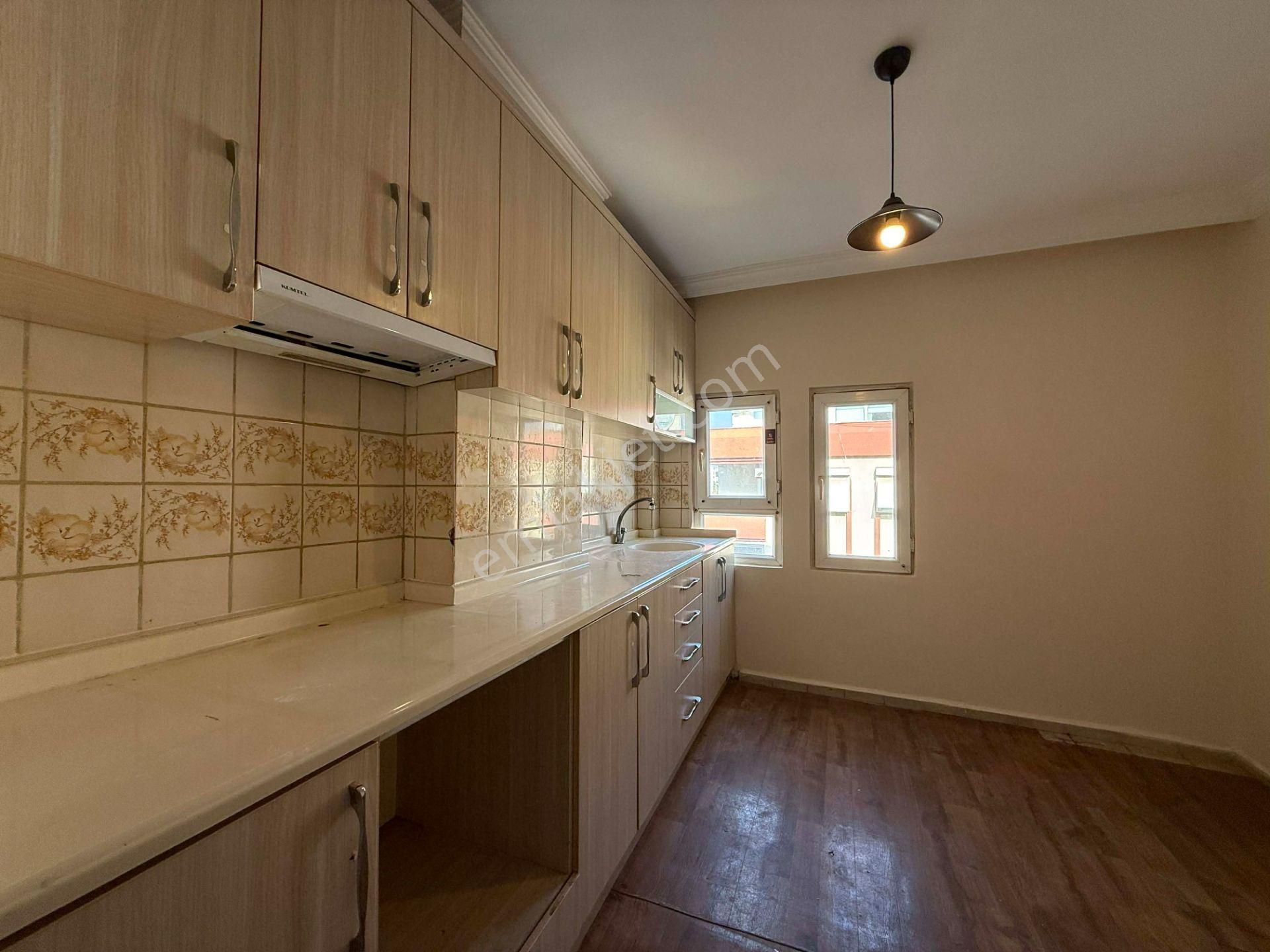 Şafak Emlak Kiralık Metinkasapoğlu Caddesi Üzeri 2+1 125m2 Ofis - Görsel 7