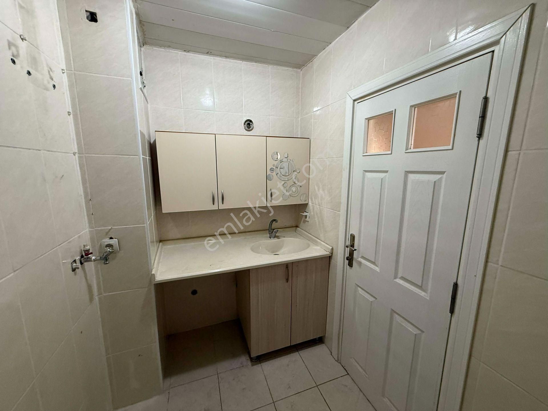 Şafak Emlak Kiralık Metinkasapoğlu Caddesi Üzeri 2+1 125m2 Ofis - Görsel 13