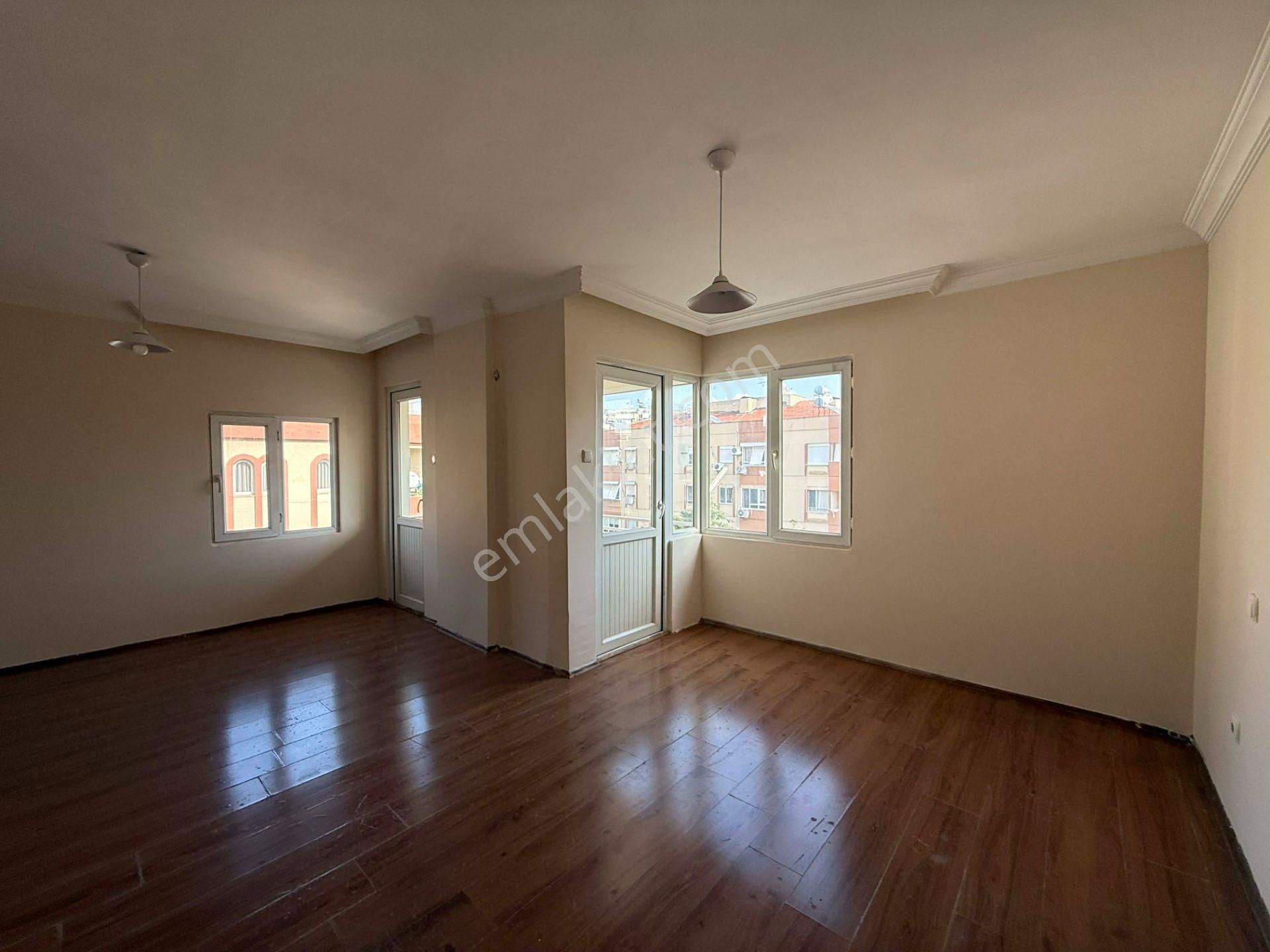 Şafak Emlak Kiralık Metinkasapoğlu Caddesi Üzeri 2+1 125m2 Ofis - Görsel 8