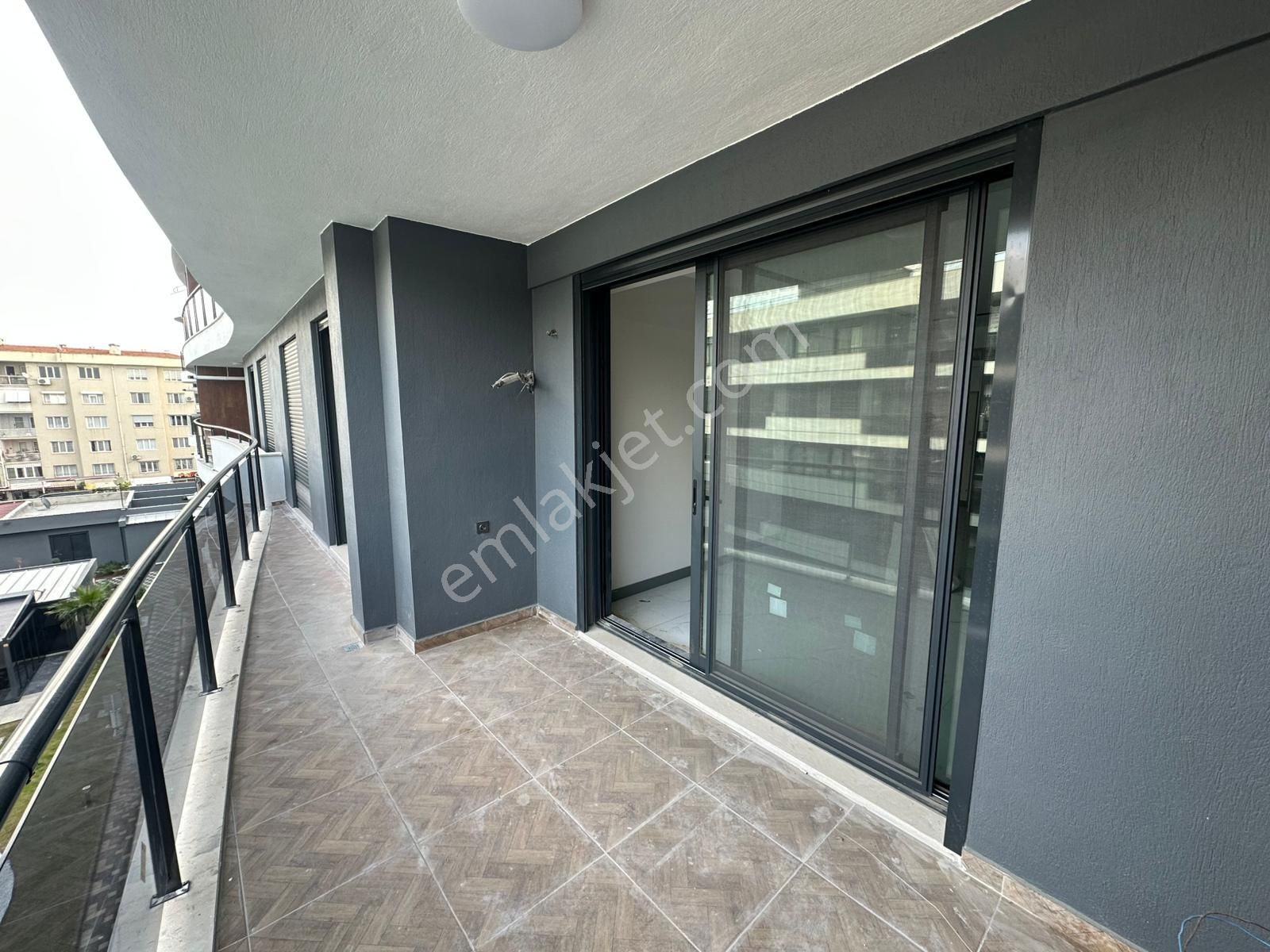 Kadınlar Denizi 2+1 Rezidans Daire - Görsel 24