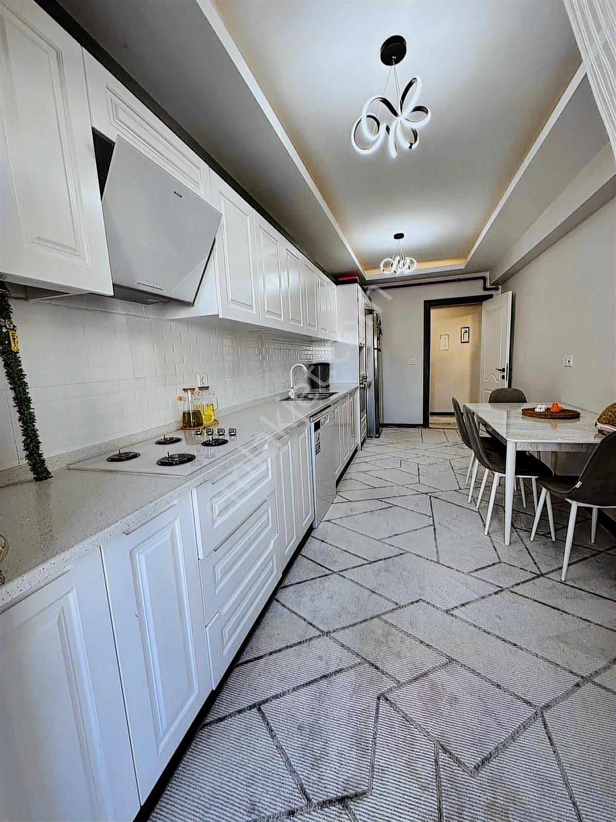 Emir Yapıdan 160 M2 Arakat Lüks Daire - Görsel 24