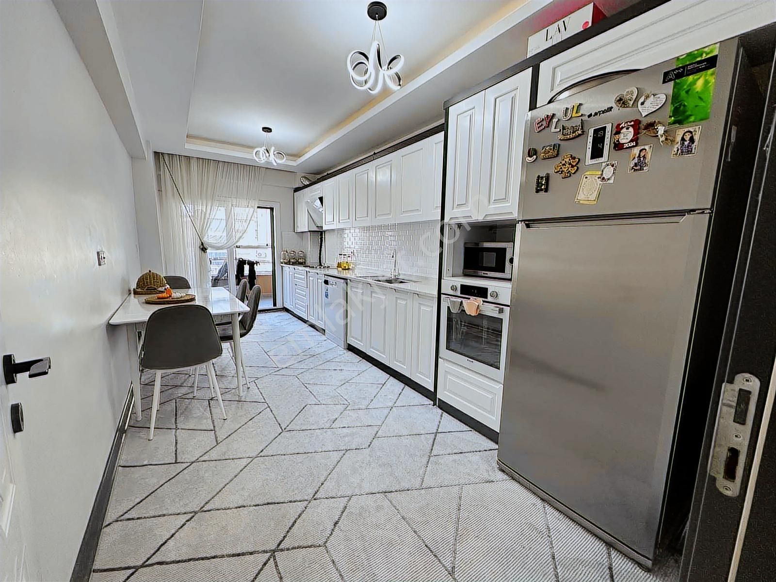 Emir Yapıdan 160 M2 Arakat Lüks Daire - Görsel 22