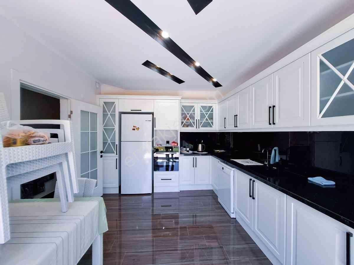 Dıdım Efeler Mahallesı'nde Yüksek Konforlu 4+1 Havuzlu Vılla - Görsel 4