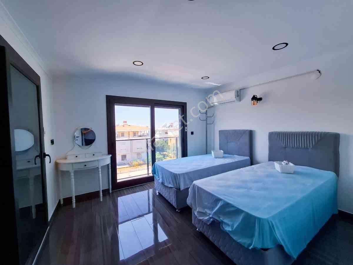 Dıdım Efeler Mahallesı'nde Yüksek Konforlu 4+1 Havuzlu Vılla - Görsel 14