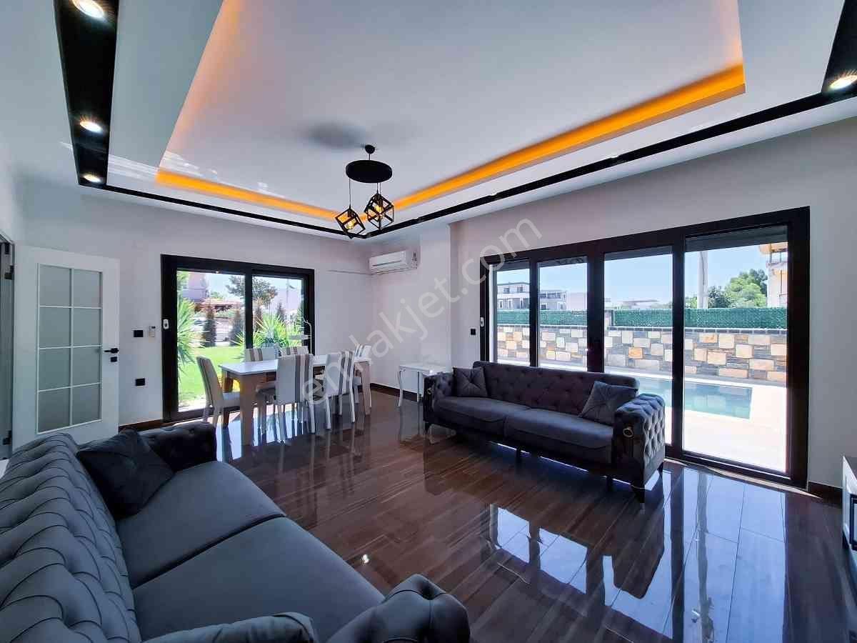 Dıdım Efeler Mahallesı'nde Yüksek Konforlu 4+1 Havuzlu Vılla - Görsel 12