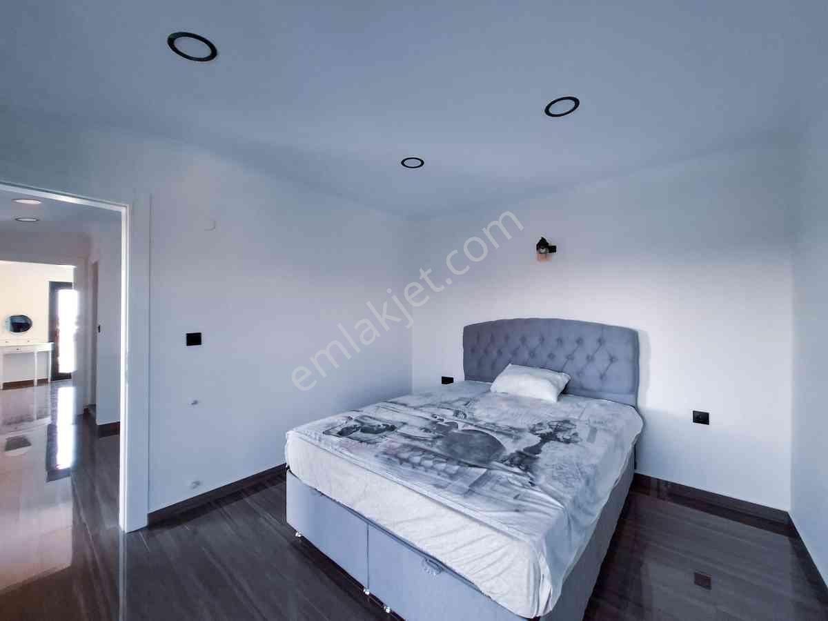 Dıdım Efeler Mahallesı'nde Yüksek Konforlu 4+1 Havuzlu Vılla - Görsel 31