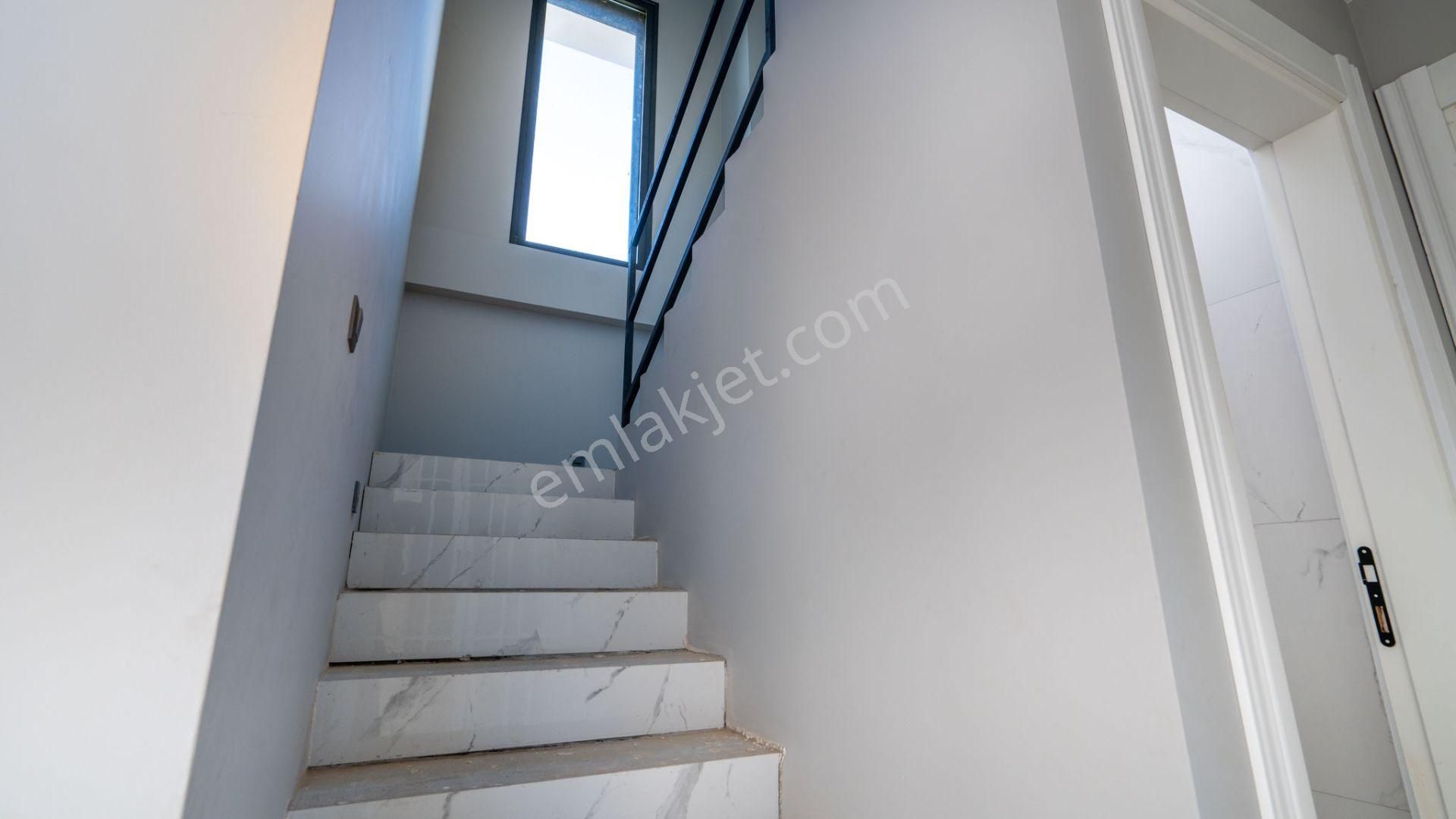 Muğla Menteşe Yenice'de Satılık 4+1 Lüks Villa - Görsel 11