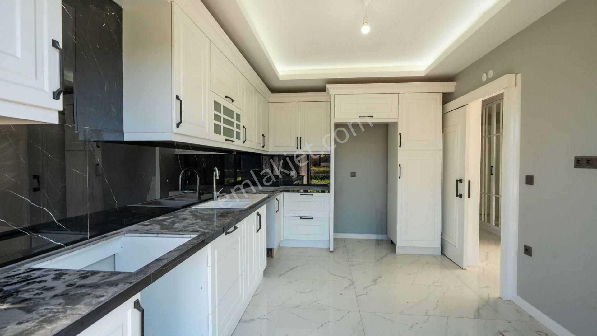 Muğla Menteşe Yenice'de Satılık 4+1 Lüks Villa - Görsel 5