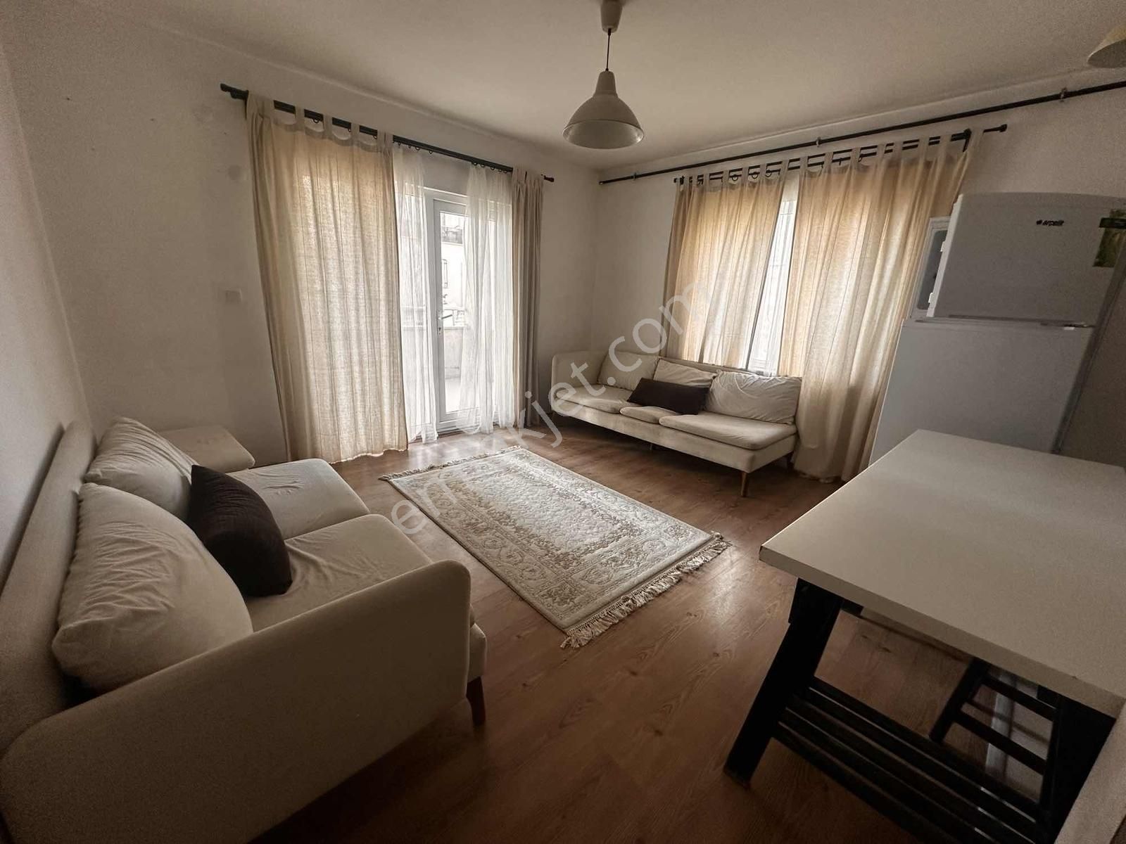 Koza Caddesinde 2+1 Eşyalı Kiralık Daire - Görsel 3
