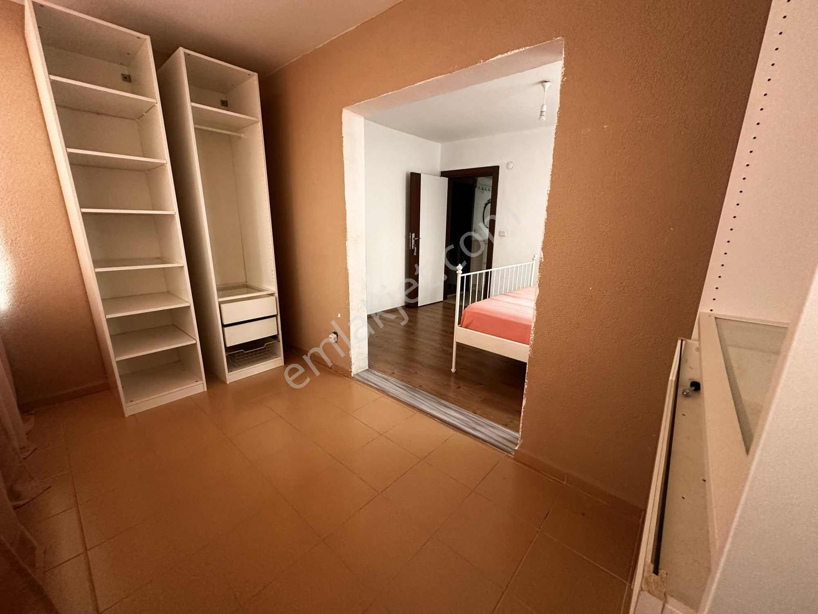 Koza Caddesinde 2+1 Eşyalı Kiralık Daire - Görsel 2