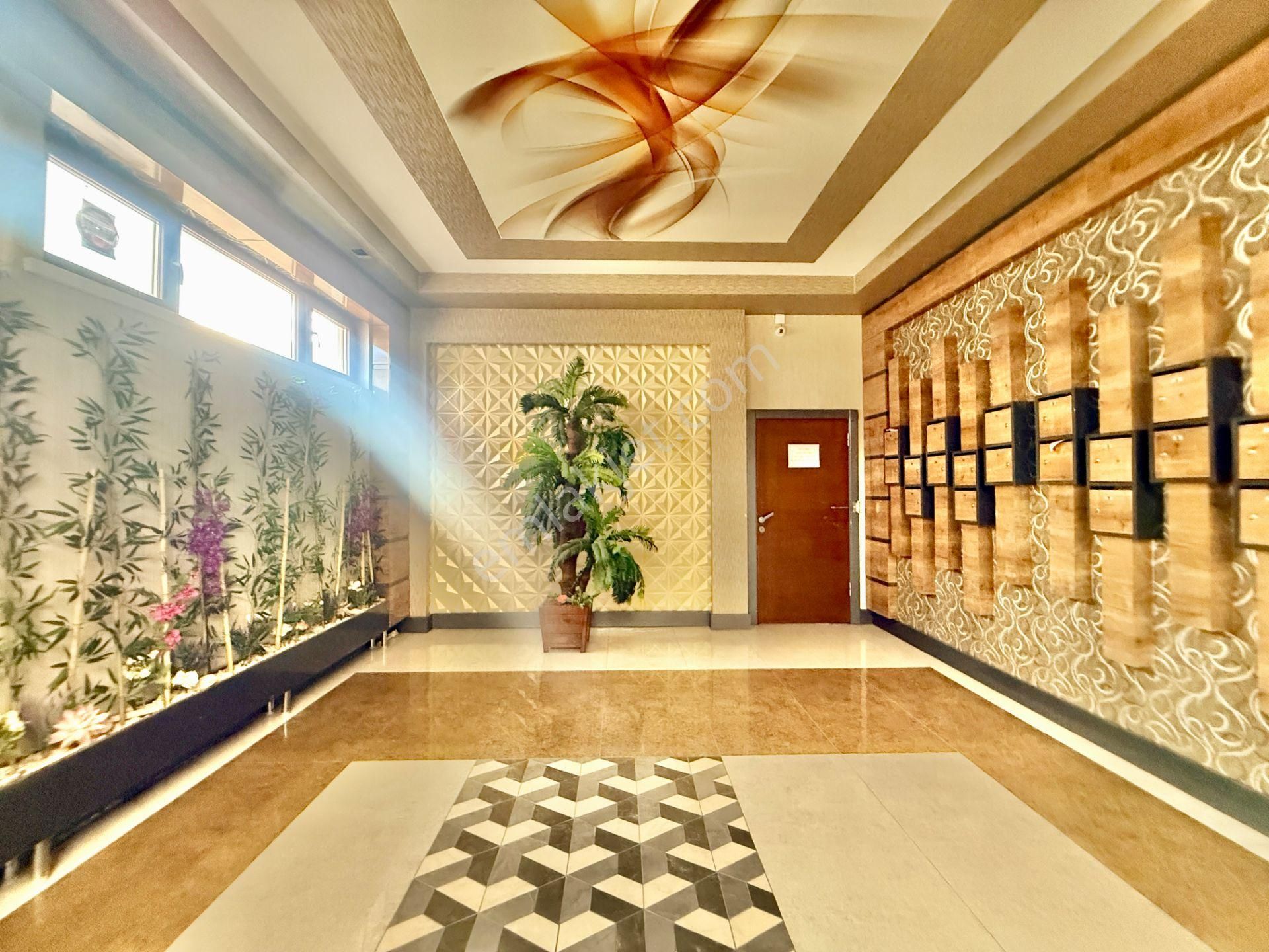 Merkez Mah. Bulvar Cephe Teras Balkonlu Geniş Lüx 4+1 - Görsel 32