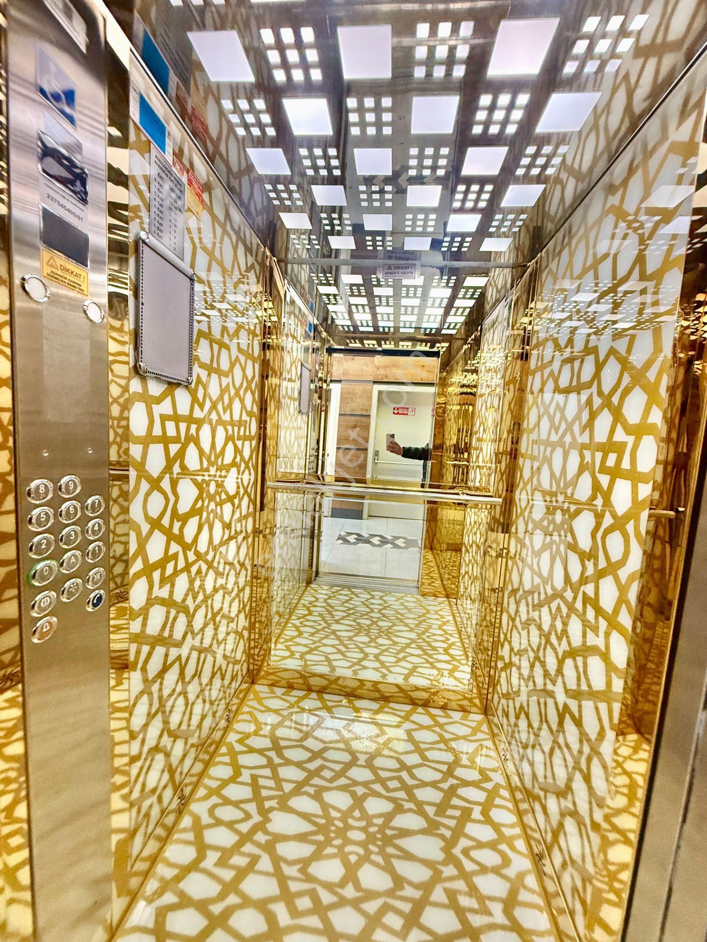 Merkez Mah. Bulvar Cephe Teras Balkonlu Geniş Lüx 4+1 - Görsel 30