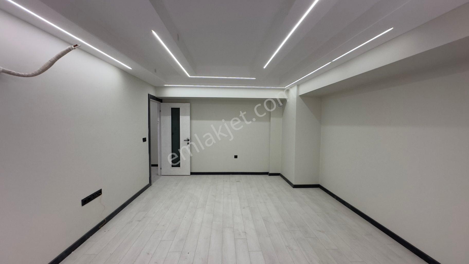 Msg'den Göztepe Metro Yakını 3+1 Kiralık Daire - Görsel 13