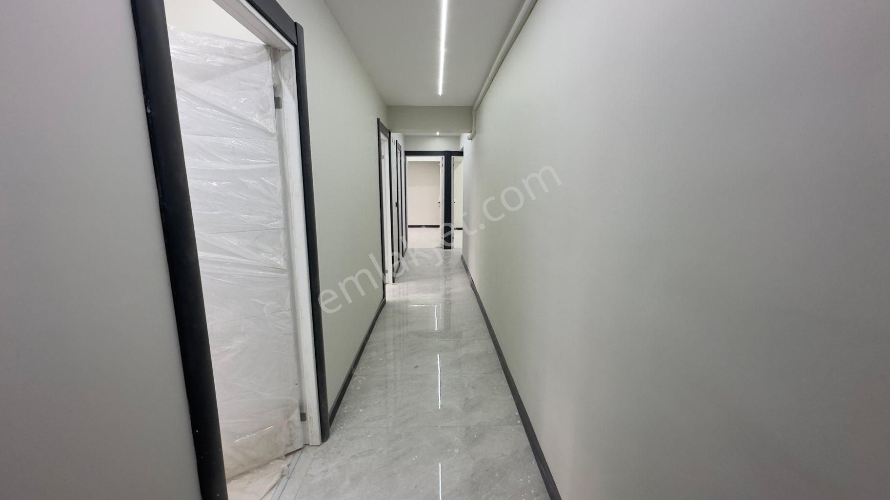 Msg'den Göztepe Metro Yakını 3+1 Kiralık Daire - Görsel 25