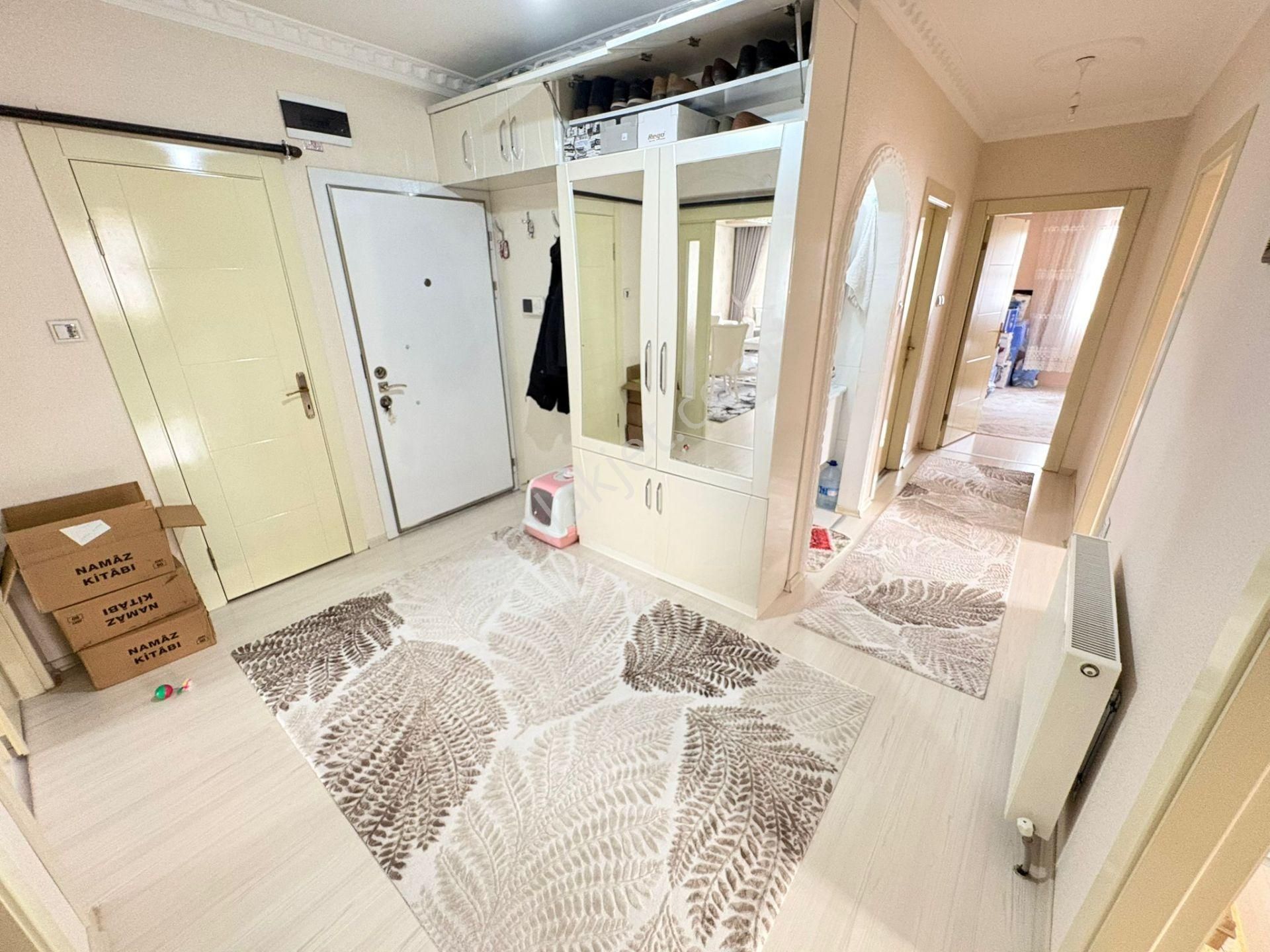 İmaremlak2'den Saray Cadde Üzerinde 3+1 175m2 3 Cepheli Site - Görsel 2