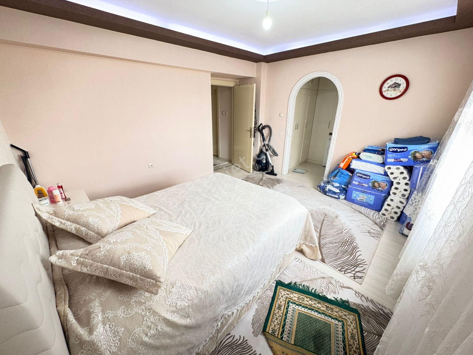 İmaremlak2'den Saray Cadde Üzerinde 3+1 175m2 3 Cepheli Site - Görsel 8