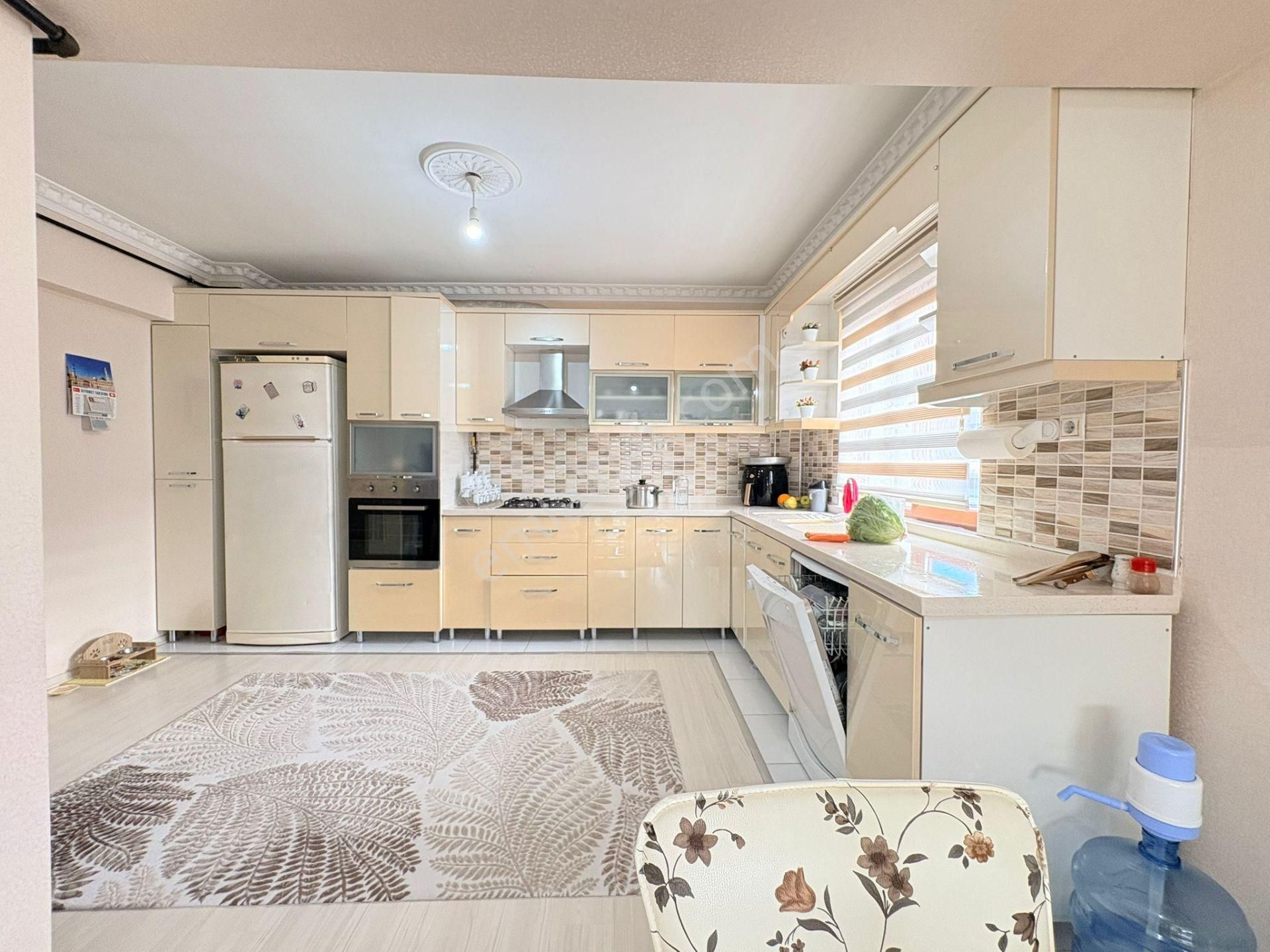 İmaremlak2'den Saray Cadde Üzerinde 3+1 175m2 3 Cepheli Site - Görsel 20