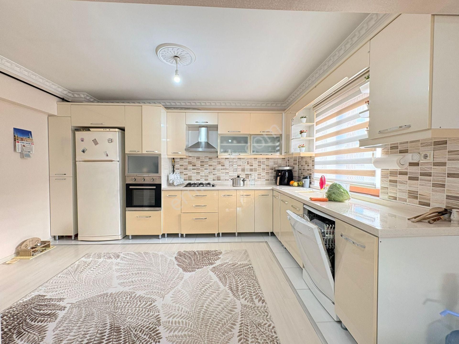 İmaremlak2'den Saray Cadde Üzerinde 3+1 175m2 3 Cepheli Site - Görsel 34